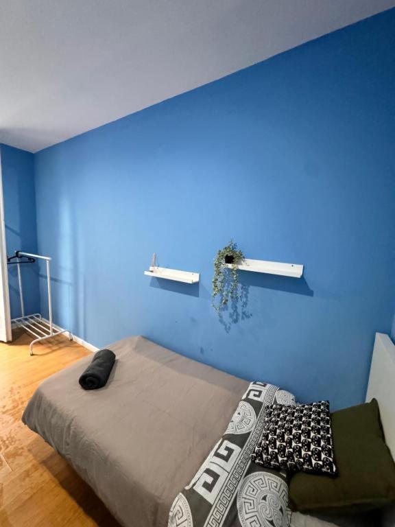 Rooms In Spacious Apartment In City Center บาร์เซโลนา ภายนอก รูปภาพ